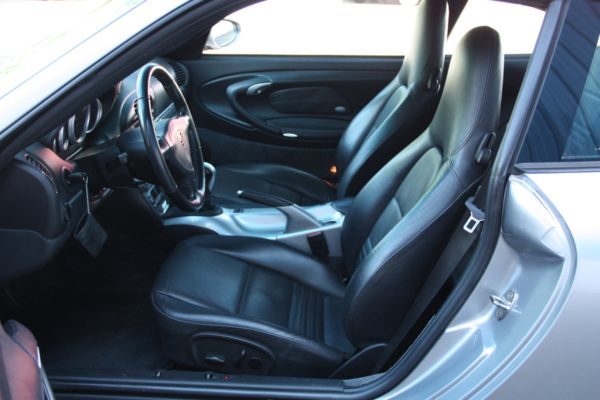Porsche 911 996 40th Jahre 3.6l 345cv (X51 d’usine) / 88.000km / 59.900€