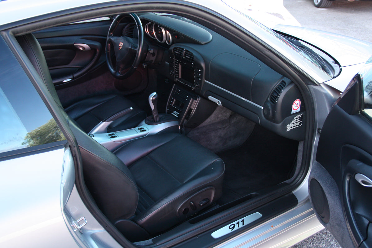 Porsche 911 996 40th Jahre 3.6l 345cv (X51 d’usine) / 88.000km / 59.900€