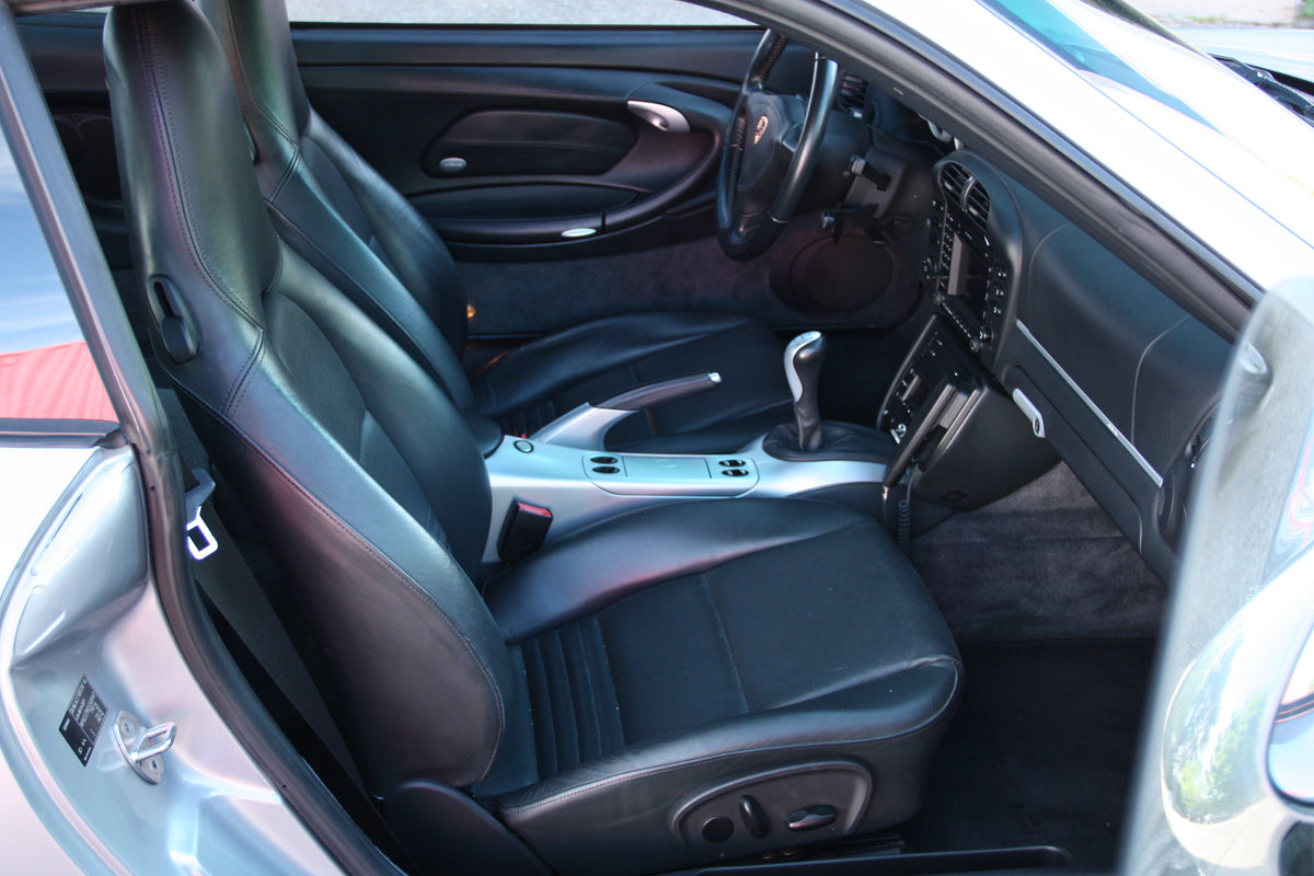 Porsche 911 996 40th Jahre 3.6l 345cv (X51 d’usine) / 88.000km / 59.900€