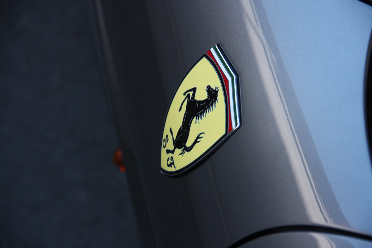 Ferrari F12 Berlinetta V12 6.3L 740ch / 238.900€