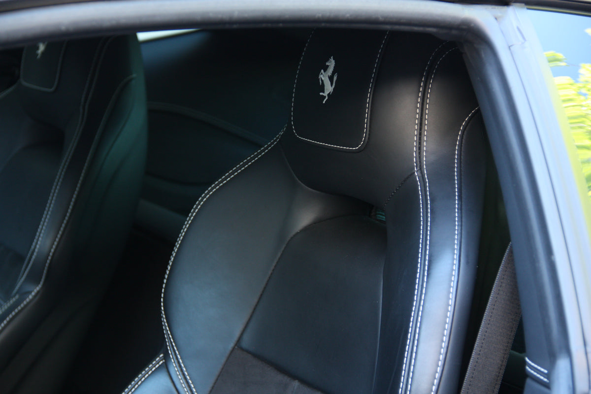 Ferrari F12 Berlinetta V12 6.3L 740ch / 238.900€