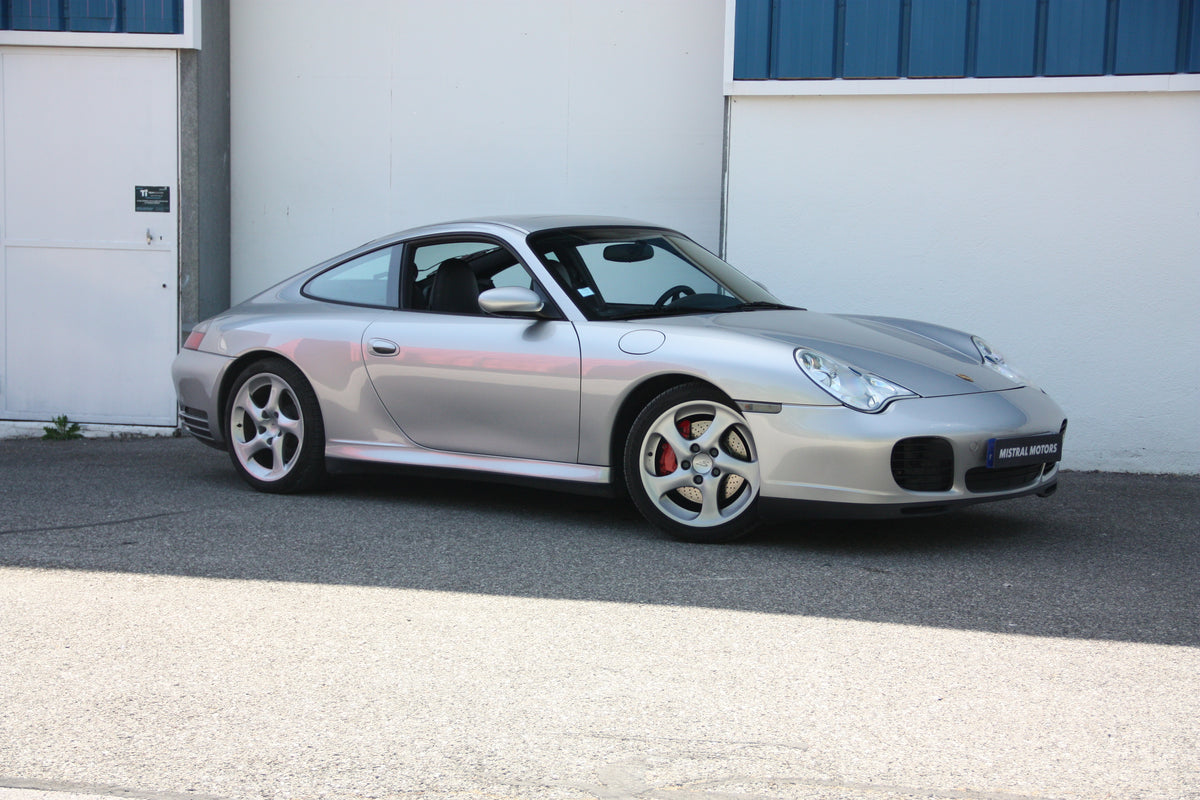 Porsche 911 996 Carrera 4S coupe 3.6l 320ch /117.000km/ 43.900€