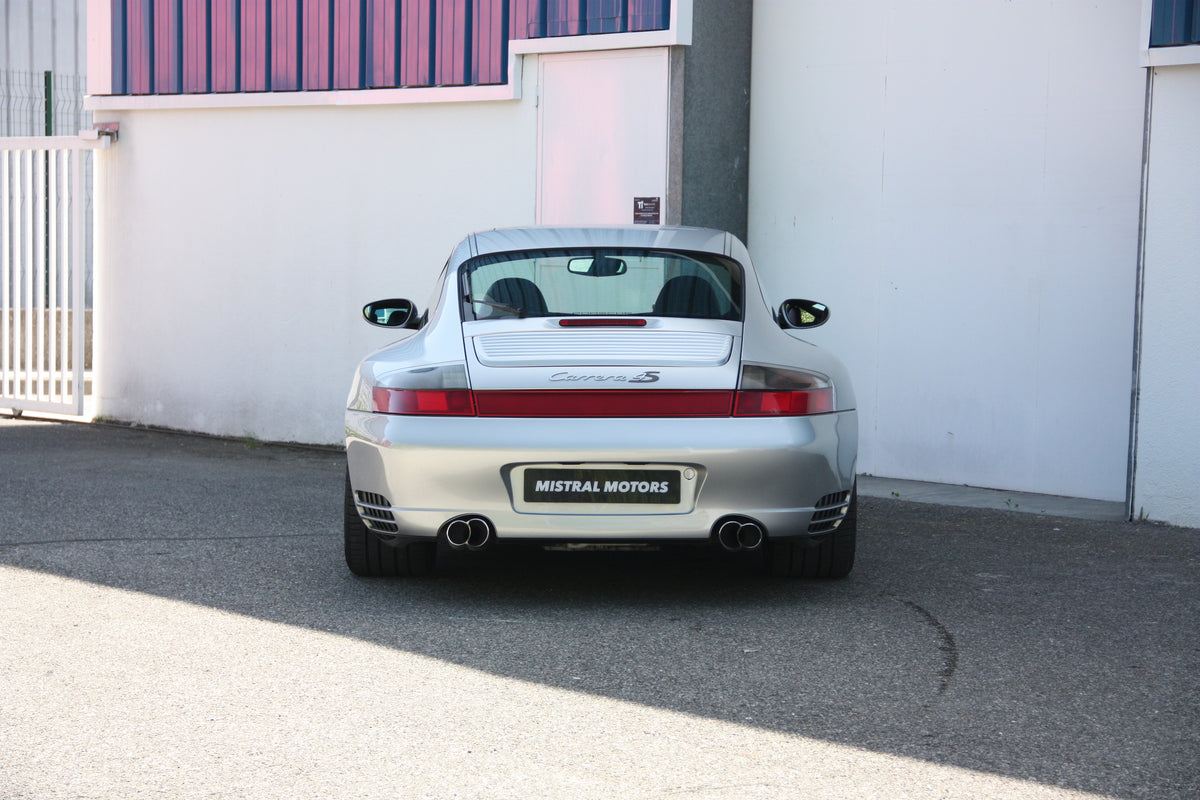 Porsche 911 996 Carrera 4S coupe 3.6l 320ch /117.000km/ 43.900€