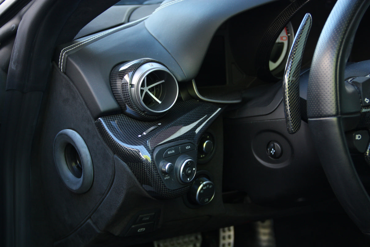 Ferrari F12 Berlinetta V12 6.3L 740ch / 238.900€