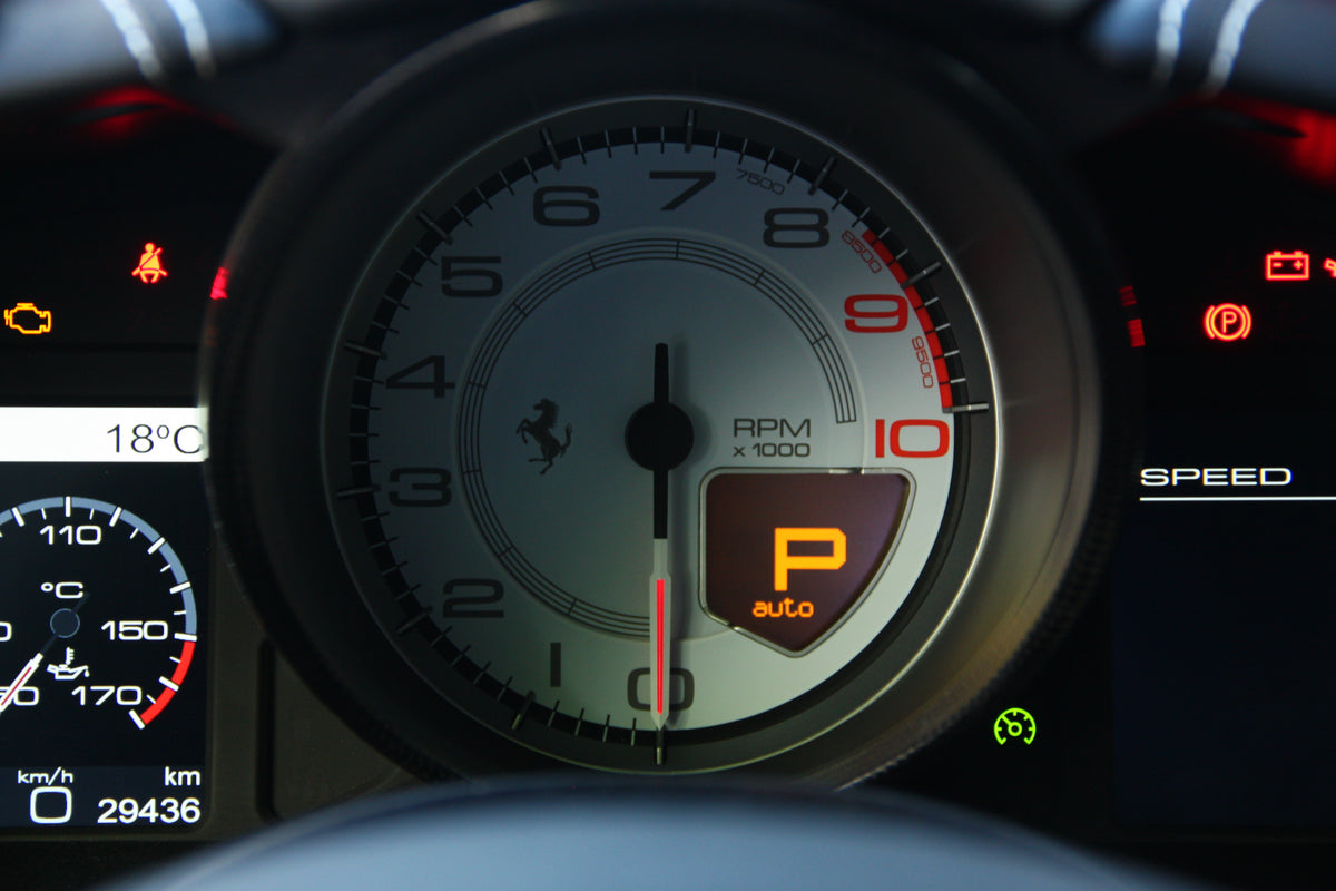 Ferrari F12 Berlinetta V12 6.3L 740ch / 238.900€