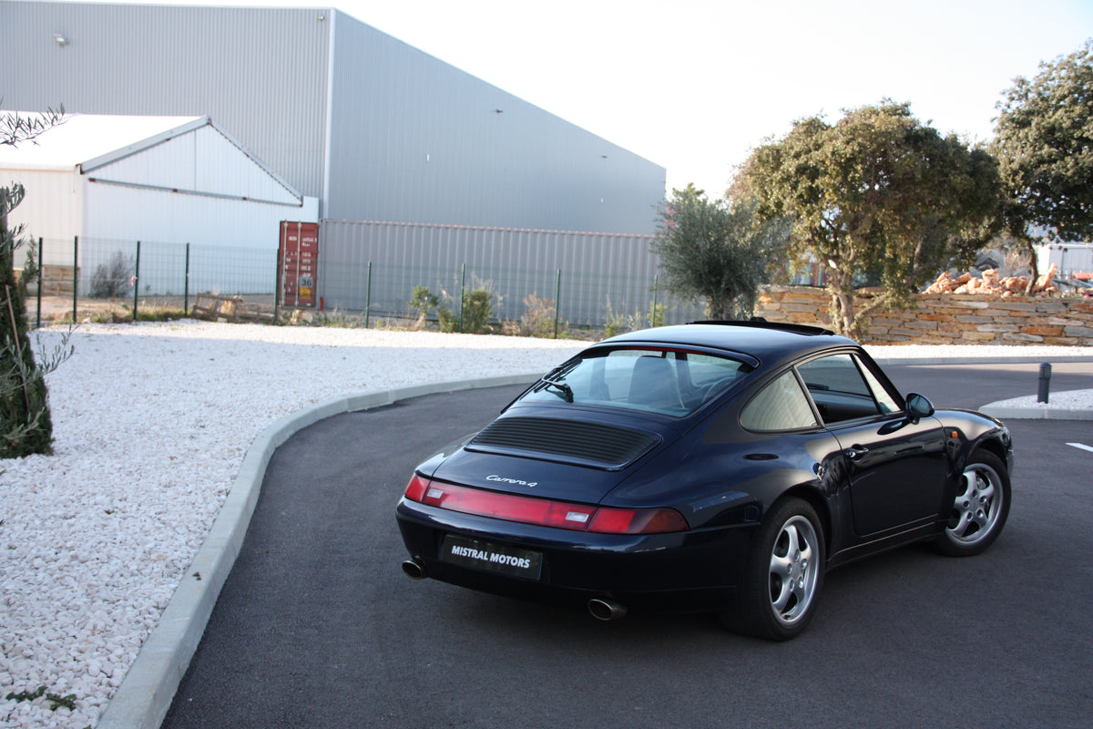 Porsche 911 993 Carrera 4