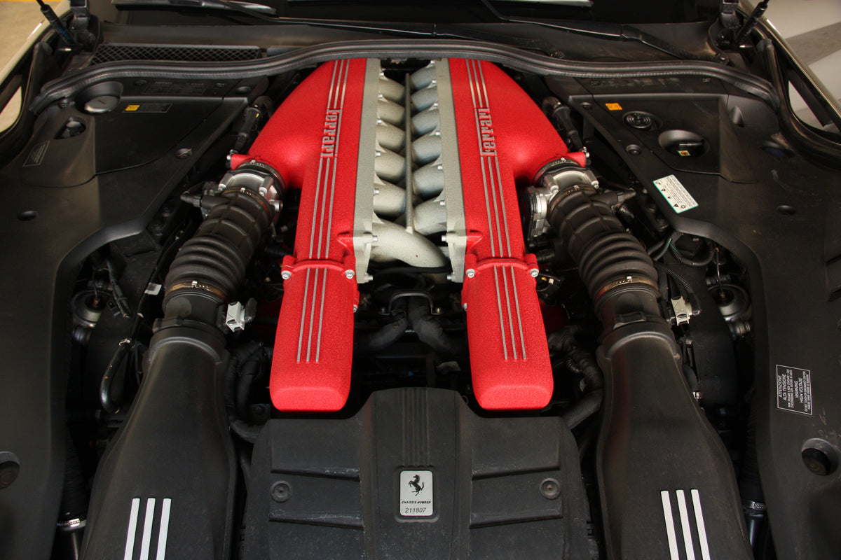 Ferrari F12 Berlinetta V12 6.3L 740ch / 238.900€