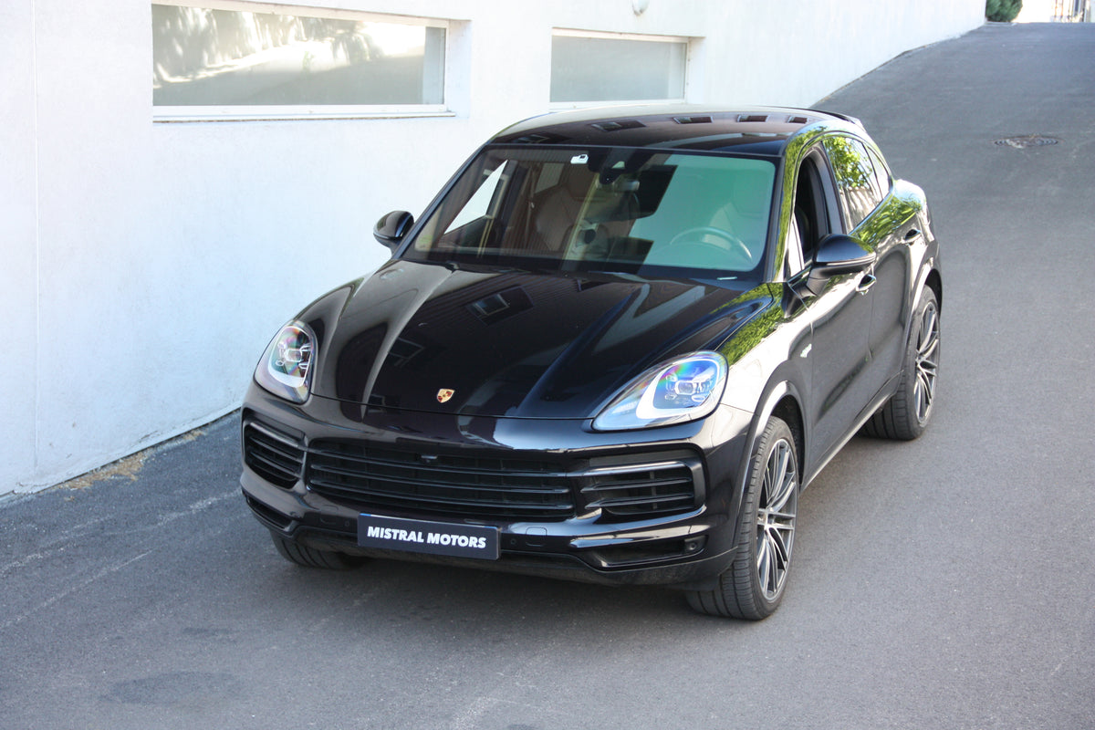 Porsche Cayenne Coupe III E-HYBRID PHEV 3.0 V6 462 ch / 64.900€