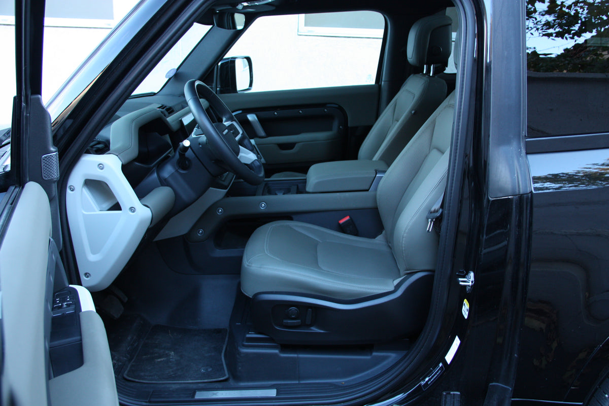 Land Rover Defender 90 P400 HSE X Dynamic / 18.900km / 94.900€