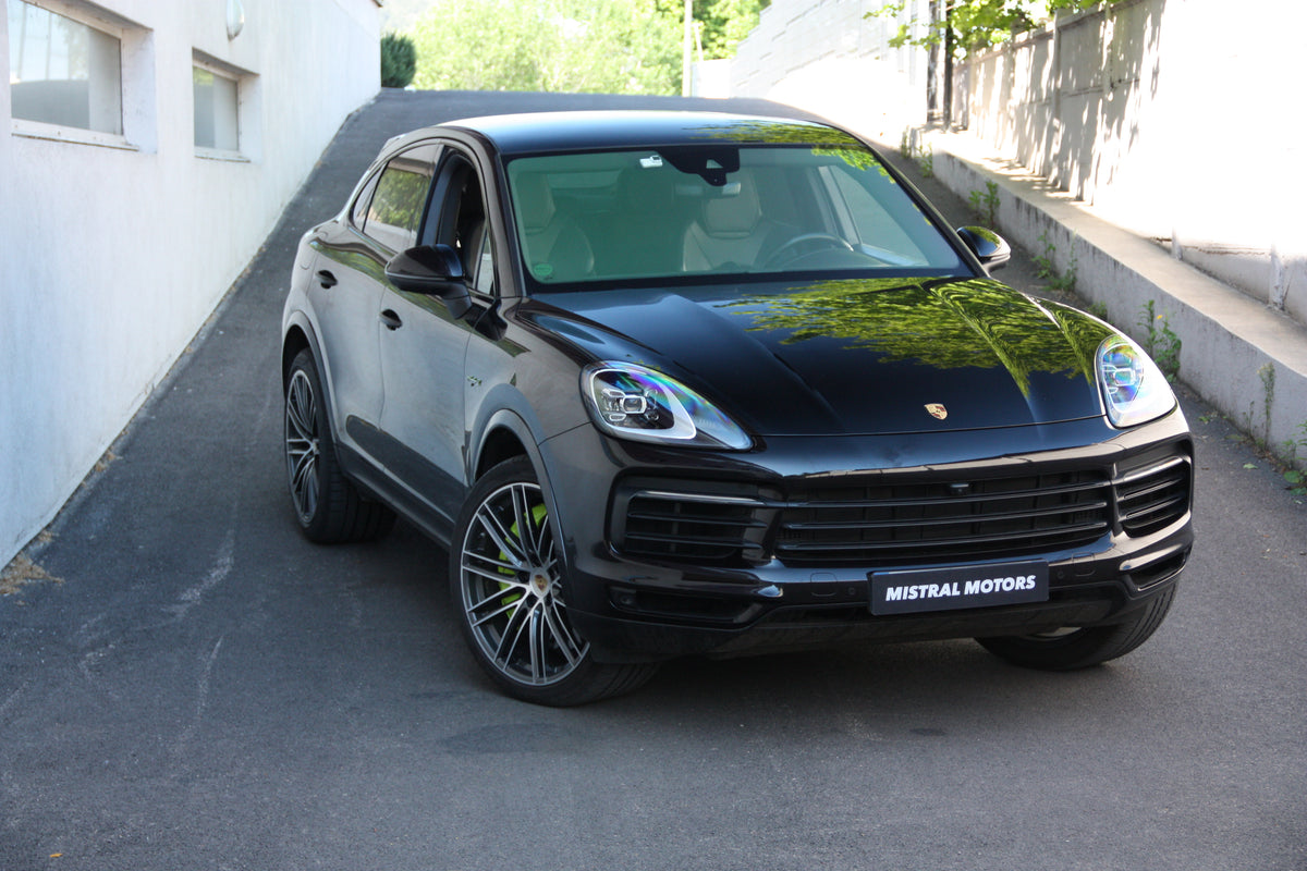 Porsche Cayenne Coupe III E-HYBRID PHEV 3.0 V6 462 ch / 64.900€