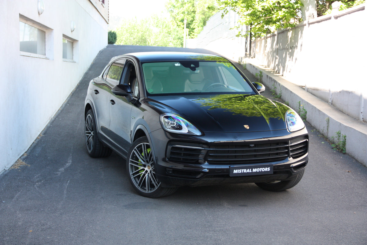 Porsche Cayenne Coupe III E-HYBRID PHEV 3.0 V6 462 ch / 64.900€