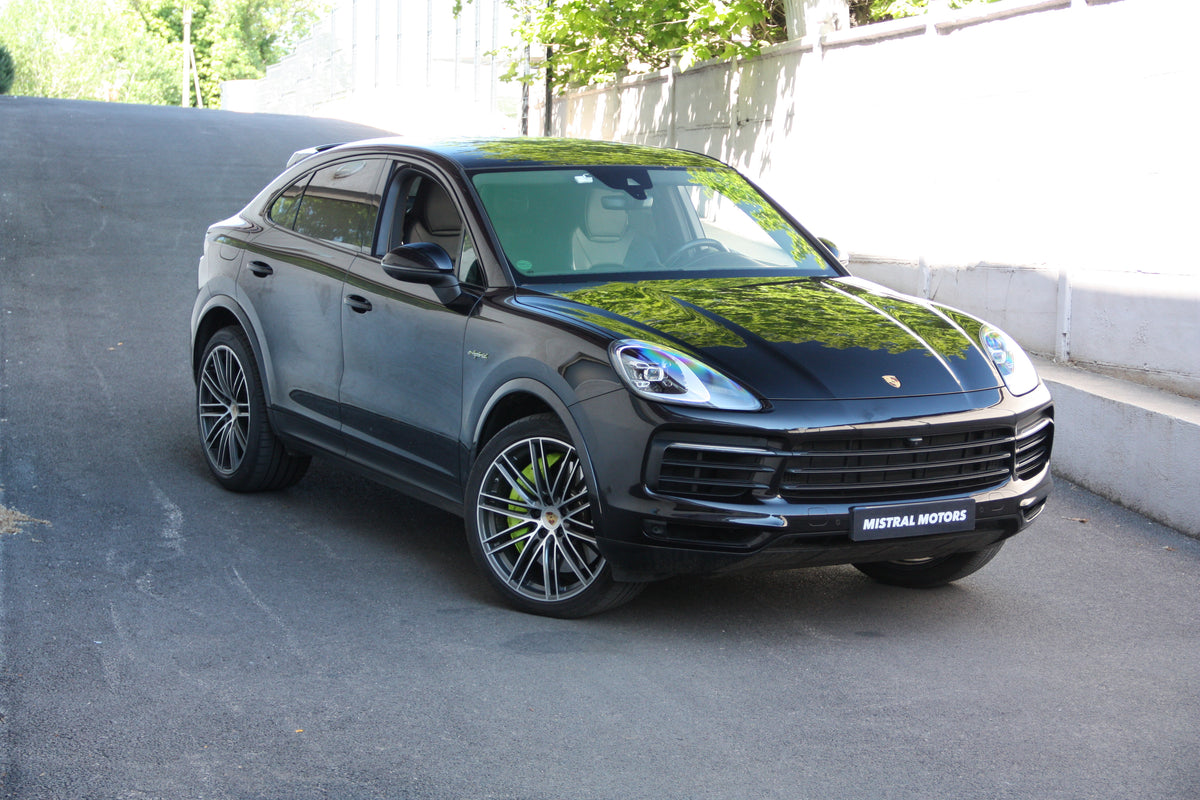 Porsche Cayenne Coupe III E-HYBRID PHEV 3.0 V6 462 ch / 64.900€