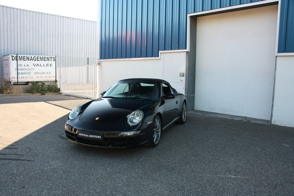 Porsche 997.1 Carrera S Cabriolet 3.8l / 105.000km / 49.900€ / 2007