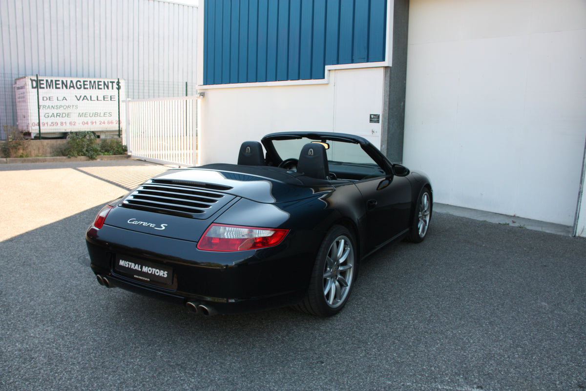 Porsche 997.1 Carrera S Cabriolet 3.8l / 105.000km / 49.900€ / 2007