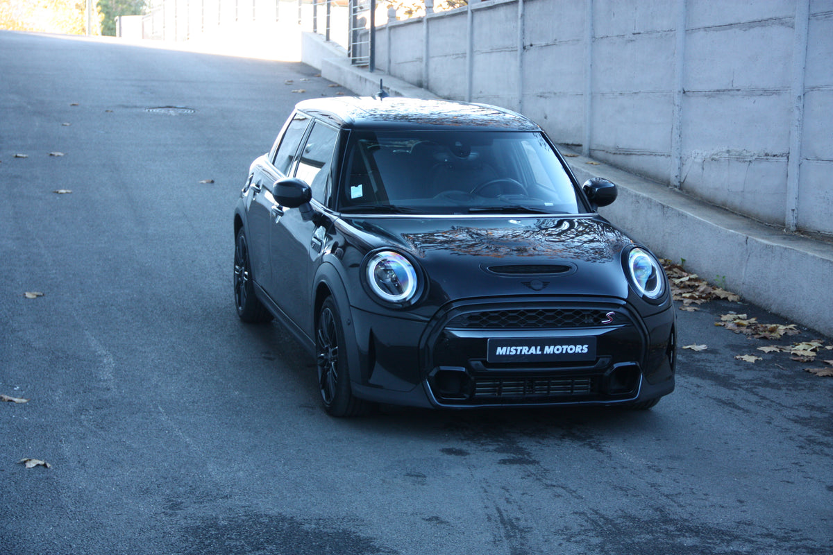 Mini Cooper S 2.0L 178ch 4 portes BVA / 28.500€ 