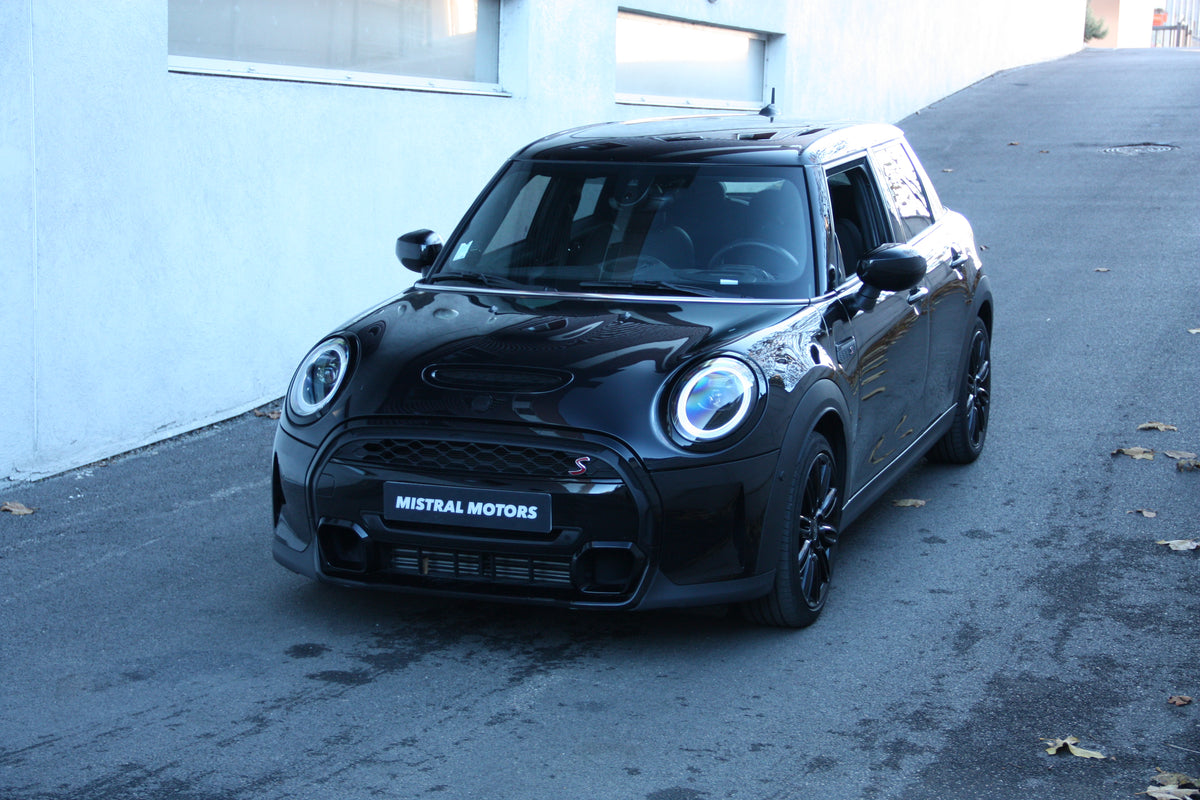 Mini Cooper S 2.0L 178ch 4 portes BVA / 28.500€ 