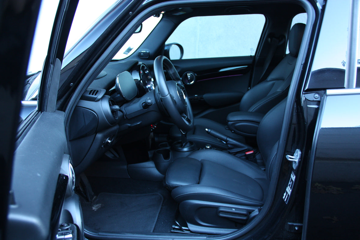 Mini Cooper S 2.0L 178ch 4 portes BVA / 28.500€ 