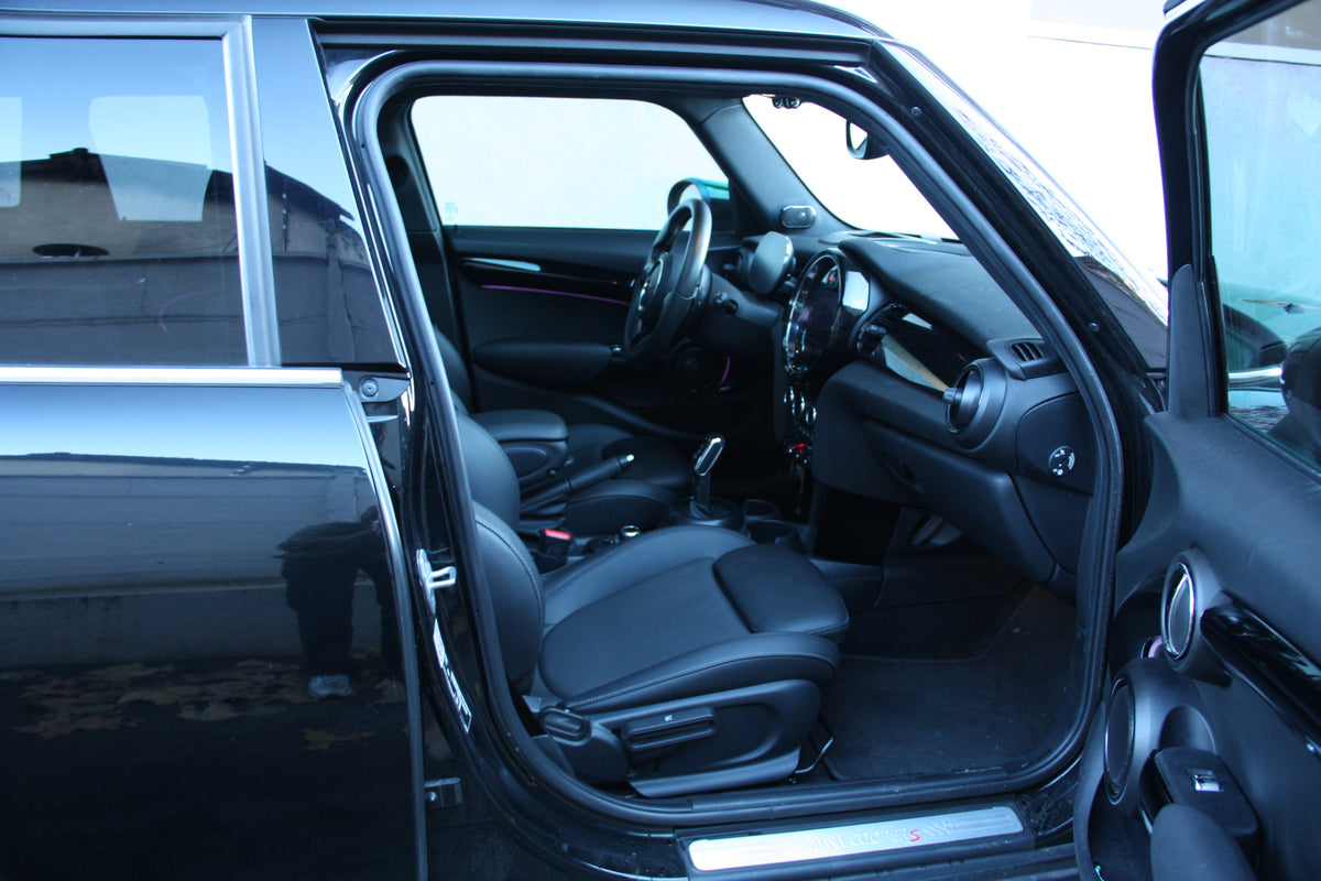 Mini Cooper S 2.0L 178ch 4 portes BVA / 28.500€ 