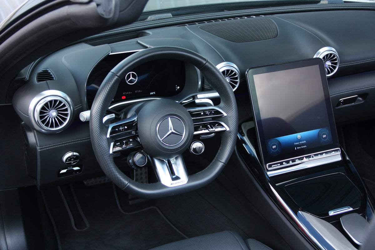 Mercedes SL 43 AMG 381ch 9G-Speedshift / 10.000km / 2023 / 109.990€