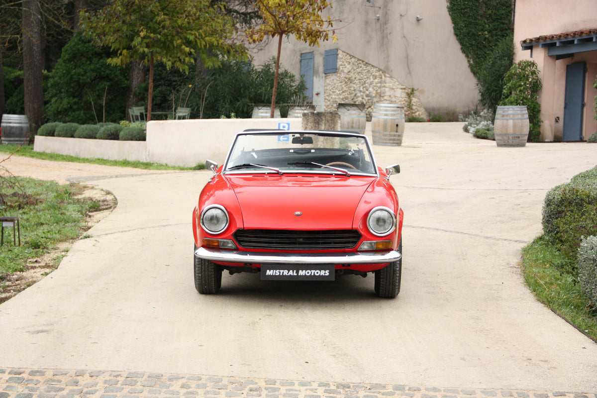 Fiat 124 spider sport 1400cc / 18.900€