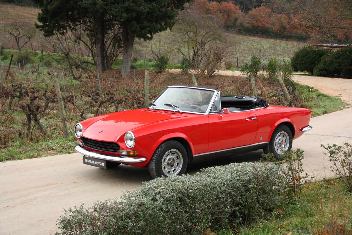 Fiat 124 spider sport 1400cc / 18.900€