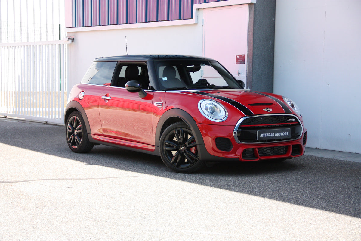 Mini John Cooper Works 2.0l 231 ch / 33.500 km / 2017 / 23.900€