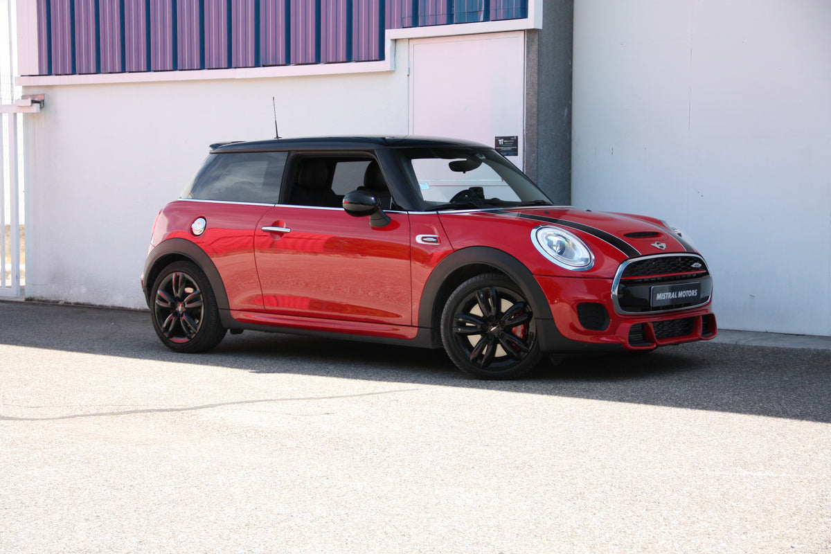 Mini John Cooper Works 2.0l 231 ch / 33.500 km / 2017 / 23.900€