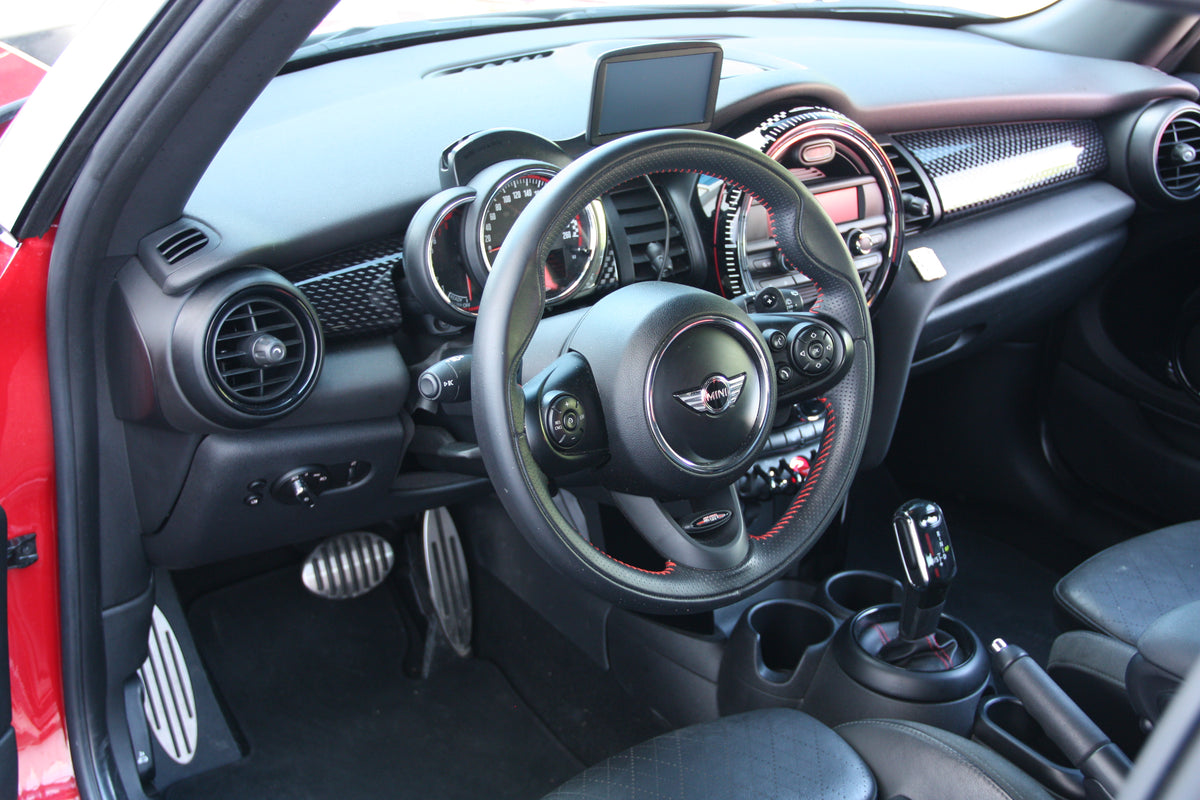 Mini John Cooper Works 2.0l 231 ch / 33.500 km / 2017 / 23.900€