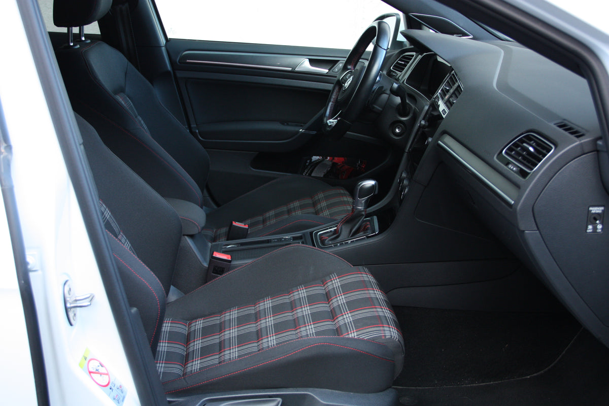 Volkswagen Golf 7 2.0 tsi 245 GTI Performance dsg7 / 25.900€