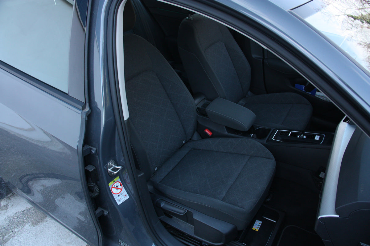 Golf 8 eTSI 150cv / 70.000km / 20.900€