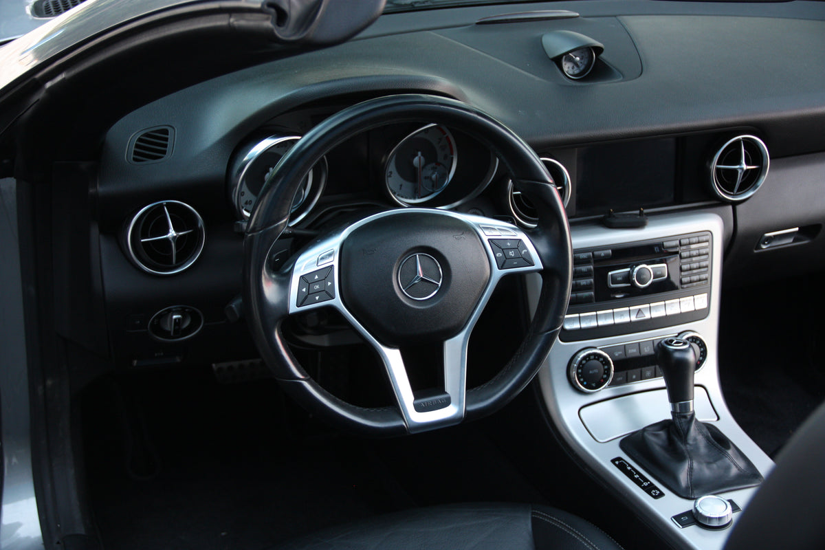 Mercedes SLK 350 V6 306cv / 82.000km / 26.900€ / 2012