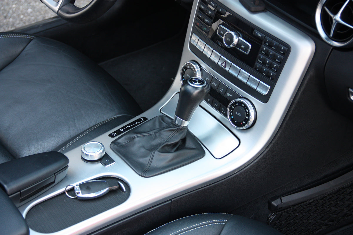 Mercedes SLK 350 V6 306cv / 82.000km / 26.900€ / 2012