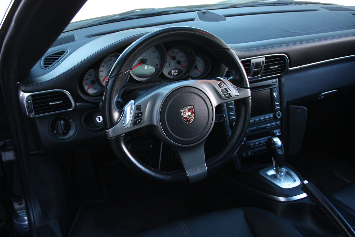 Porsche 911 997/2 Carrera S / 77.900km / 2008 / 71.900€