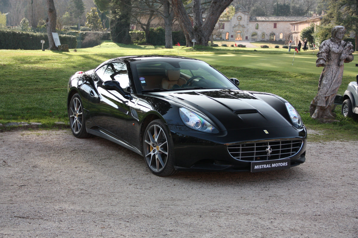 Ferrari California 30 490cv / 49.500km / 127.900€