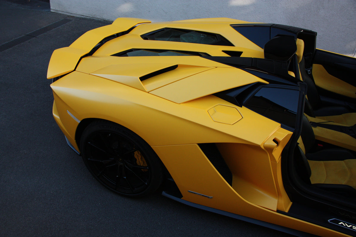 Lamborghini Aventador S Roadster / 28.000km / 394.900€