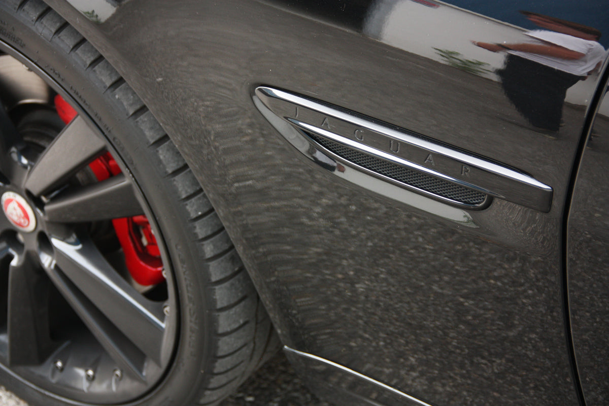 Jaguar XK Cabriolet V8 / 74.900km / 47.900€ / 2012