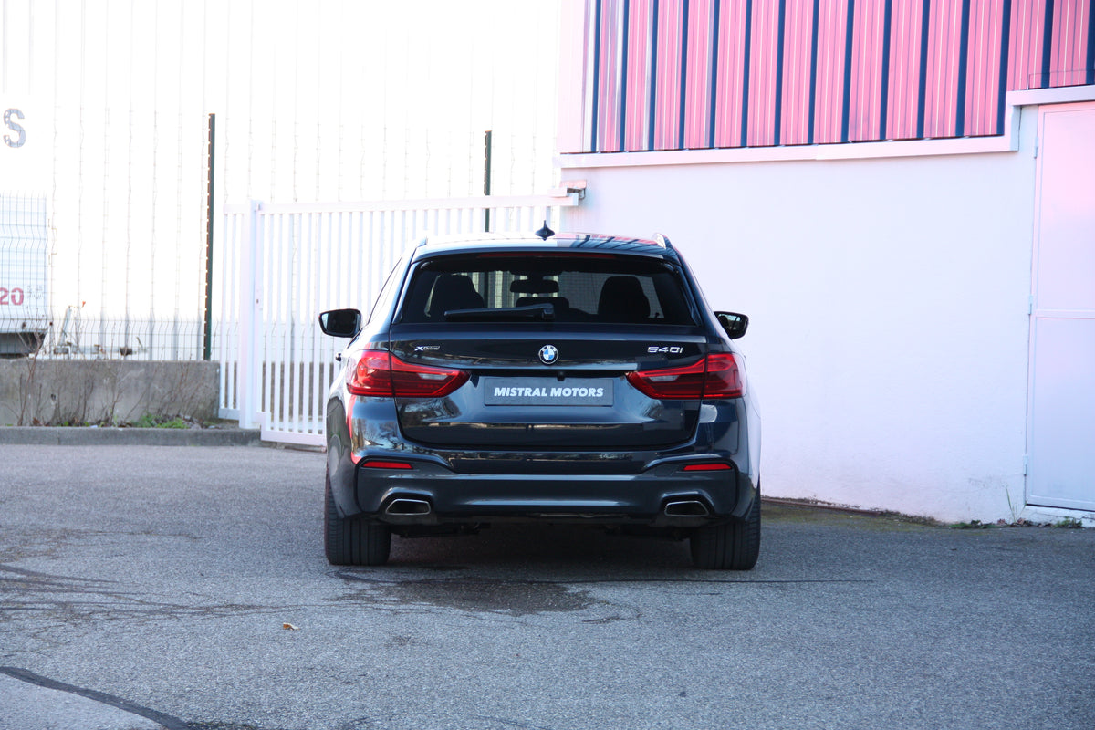 BMW 540i Touring Drive 340cv