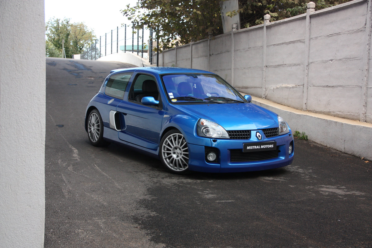 Renault Clio V6 3.0L 255ch Phase 2 / 1ère Main / 66.900€